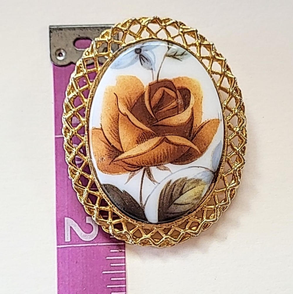 MILK GLASS TRANSFERWARE GOLDEN BROWN ROSE PIN BROOCH - VINTAGE - Picture 5 of 7